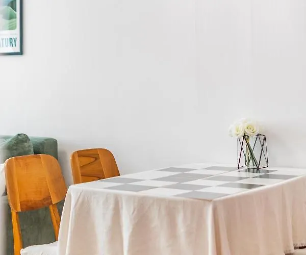 Dobiszewskiego 2 By Homeprime Warszawa